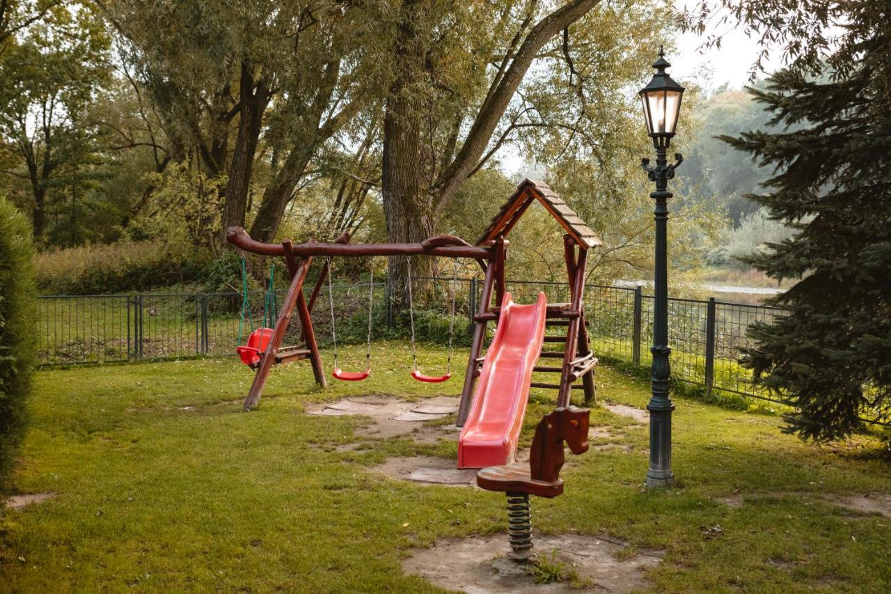 Przystan Nad Sola Aparthotel Bielany Bagian luar foto